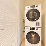 Gorgeous Apt With Kitchen With Gym