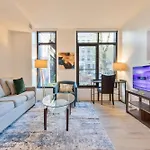 Gorgeous Apt With Kitchen With Gym